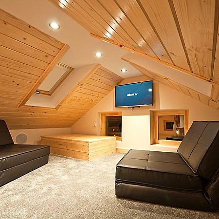 Alum Chine Log Cabin Villa Bournemouth Bagian luar foto