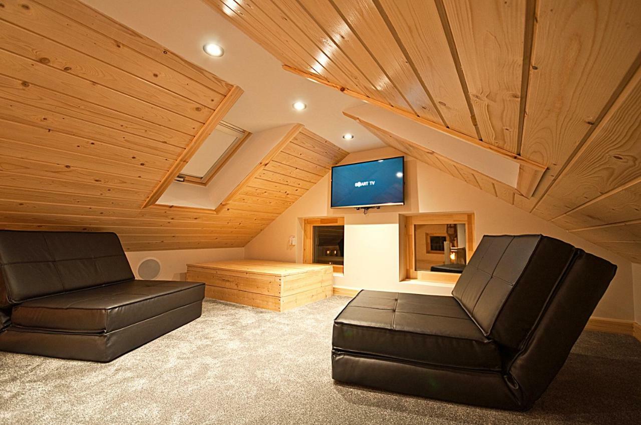 Alum Chine Log Cabin Villa Bournemouth Bagian luar foto
